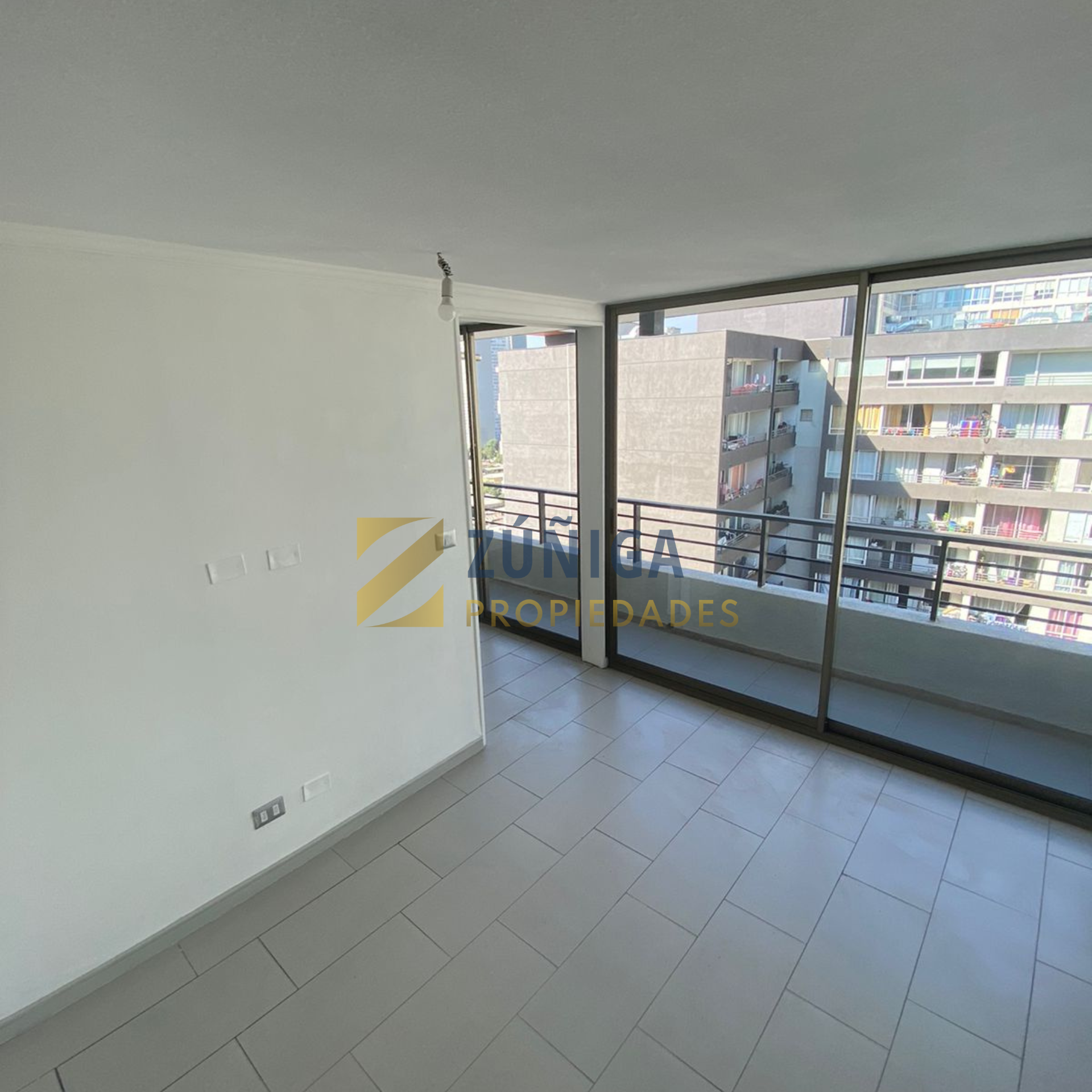 Luminoso Departamento En Arriendo Metro Ecuador - 2