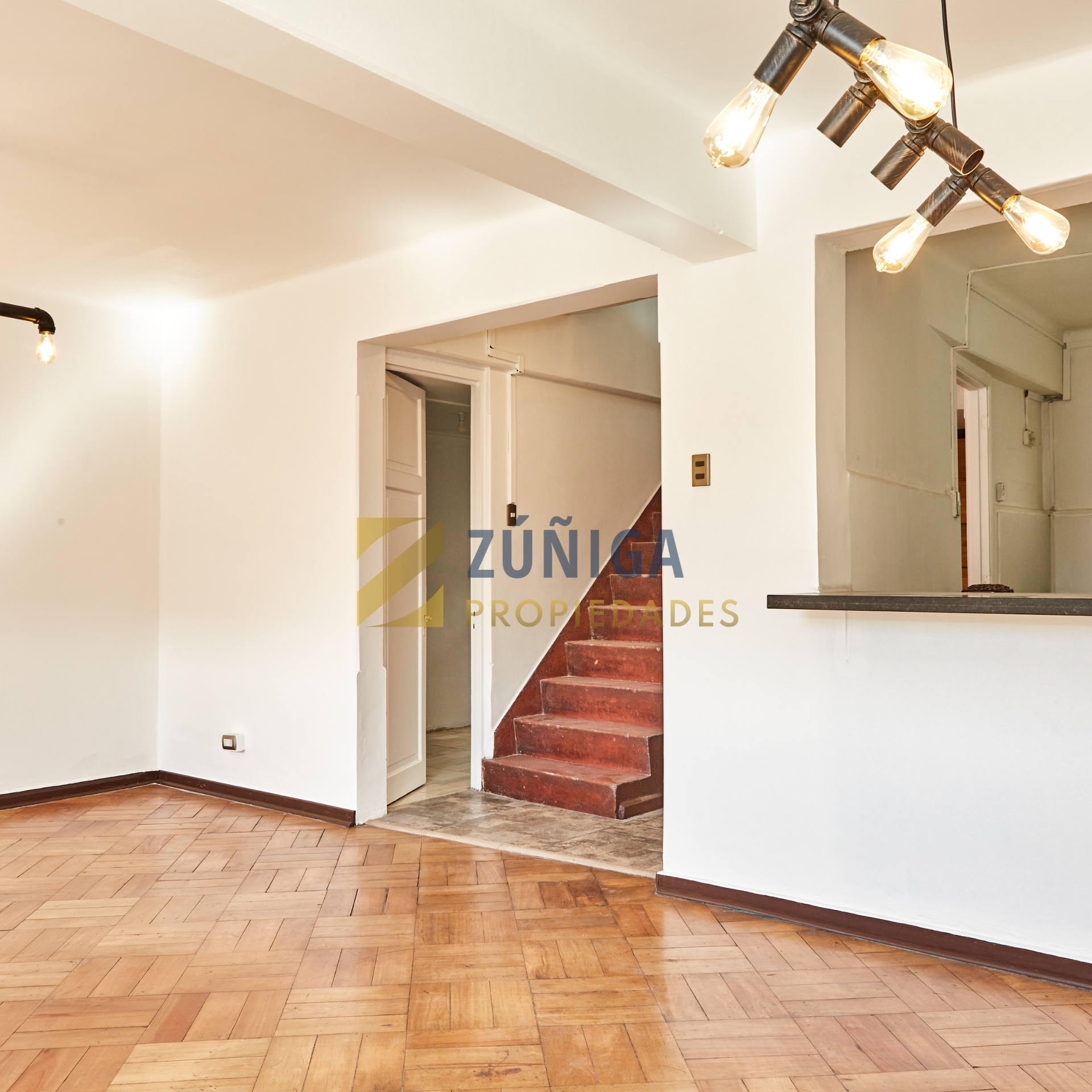 ¡Oportunidad Única En Corazón Barrio Franklin! - 12