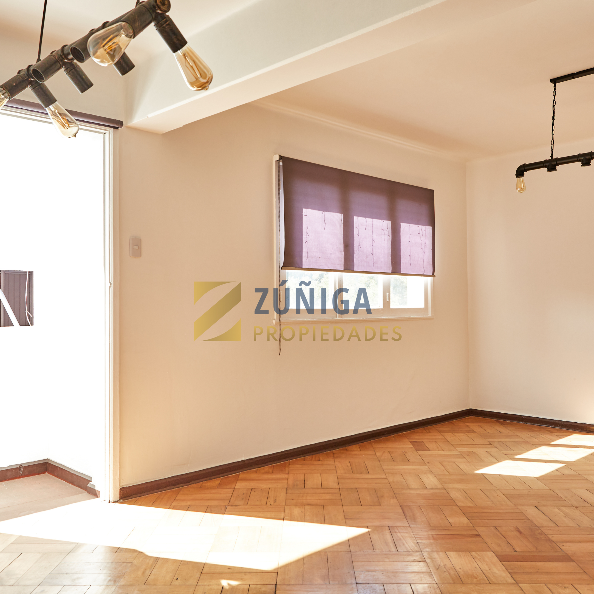 ¡Oportunidad Única En Corazón Barrio Franklin! - 3